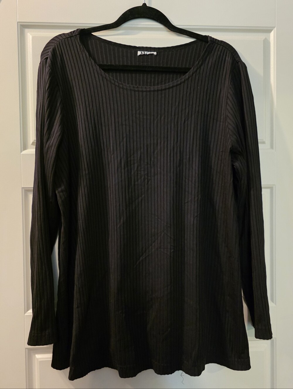 Womens Ribbed Stretchy Long Sleeve Top (No Tags)